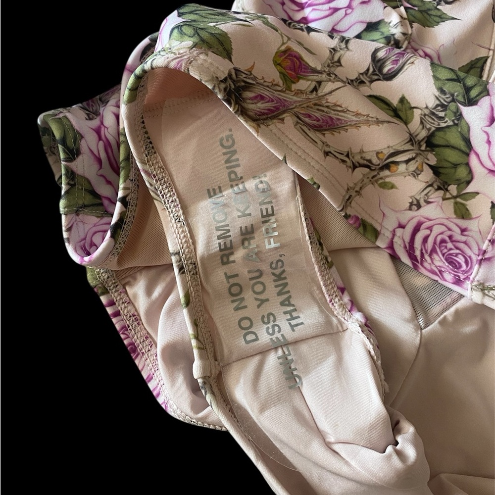 NWT💕TA3 Brazilian Bombshell- Lilac Thorny Rose 
SOLD OUT!! - Picture 8 of 10